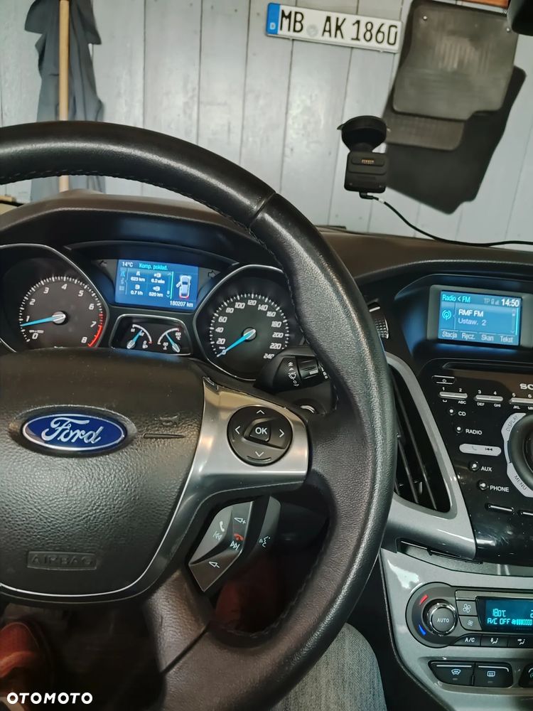 Ford Focus 1.6 EcoBoost Trend Sport - 24