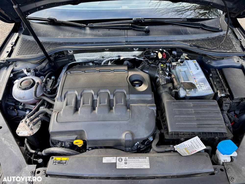 Volkswagen Passat - 13