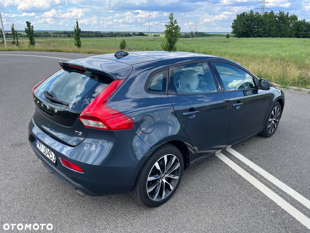 Volvo V40 T3 Drive-E Momentum - 5