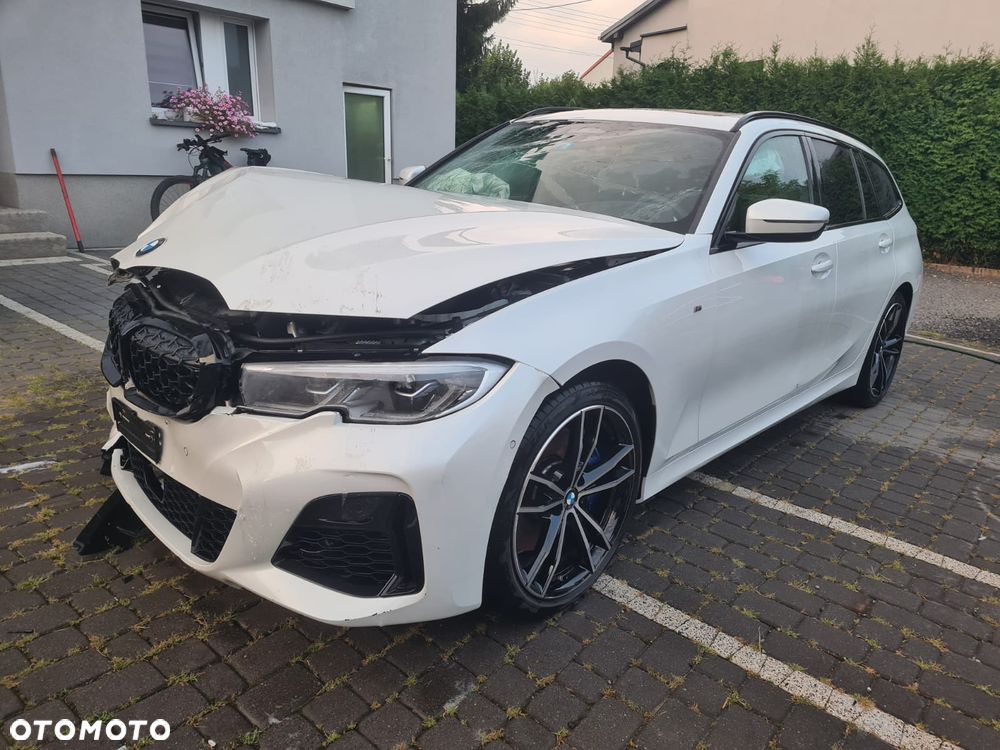 BMW Seria 3 M340i xDrive - 11