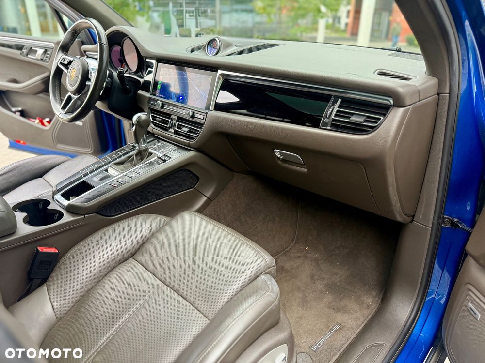 Porsche Macan Standard - 11
