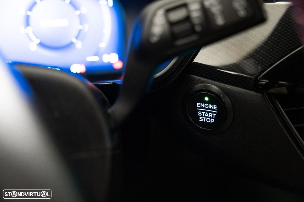 Ford Kuga 1.5 EcoBoost ST-Line - 12