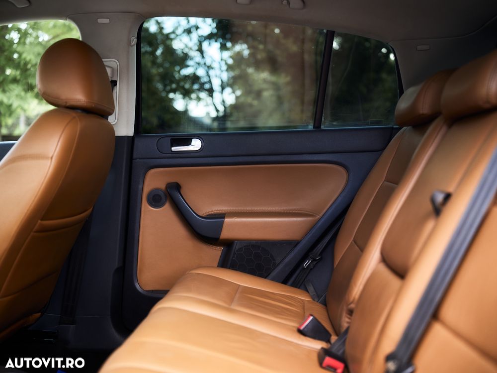 Volkswagen Golf Plus - 27