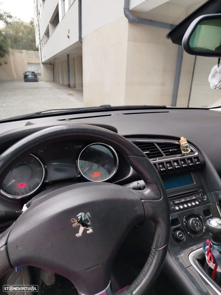 Peugeot 308 1.6 e-HDi Sportium CVM6 - 13