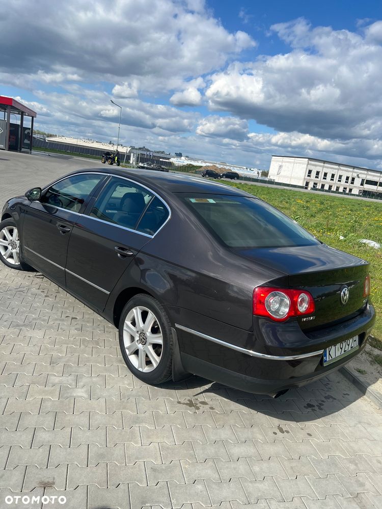 Volkswagen Passat 2.0 TDI DPF Comfortline DSG - 3