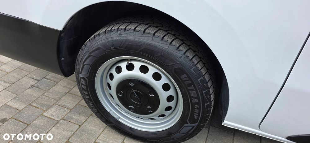 Opel VIVARO L3H1 2.0 145KM AUTOMAT 8-biegów - 10