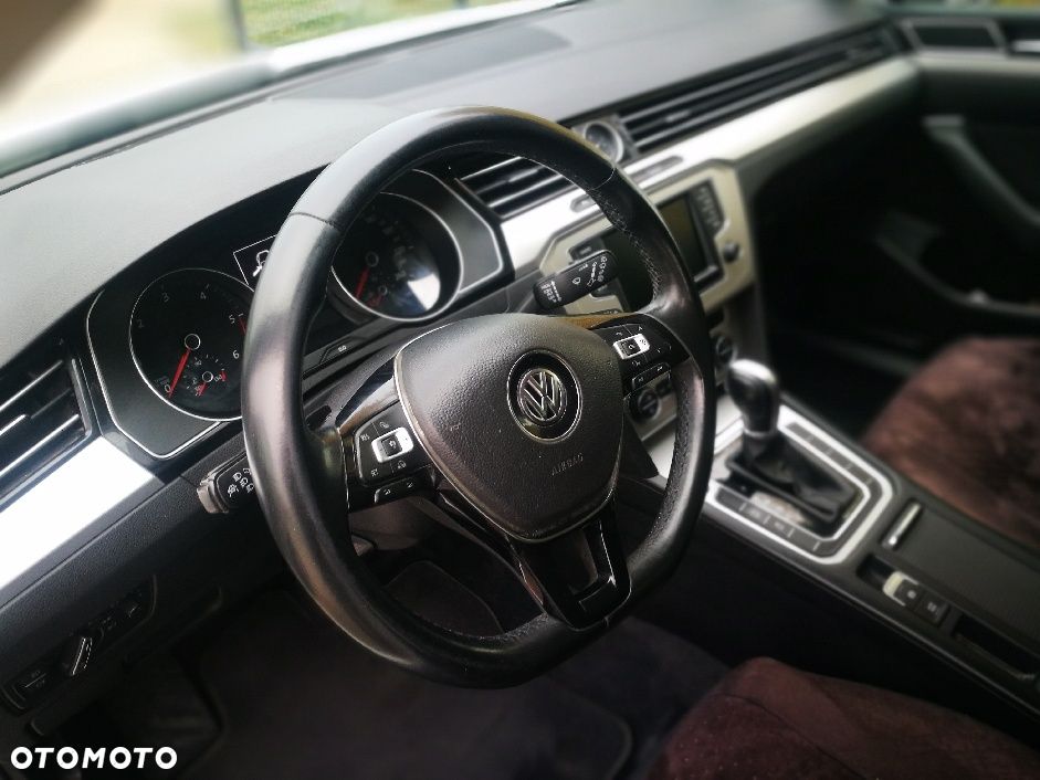 Volkswagen Passat 2.0 TDI SCR (BlueMotion Technology) DSG Comfortline - 8