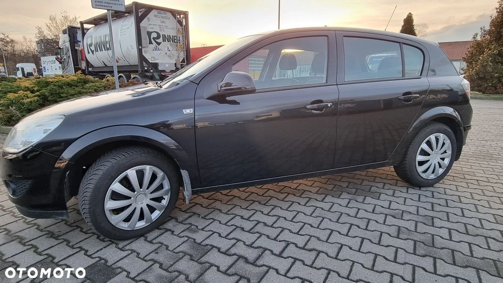 Opel Astra 1.4 Enjoy - 2