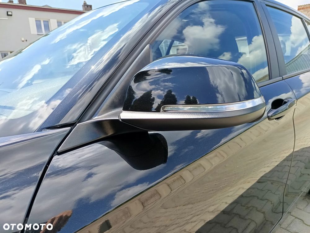 BMW Seria 1 116d - 14