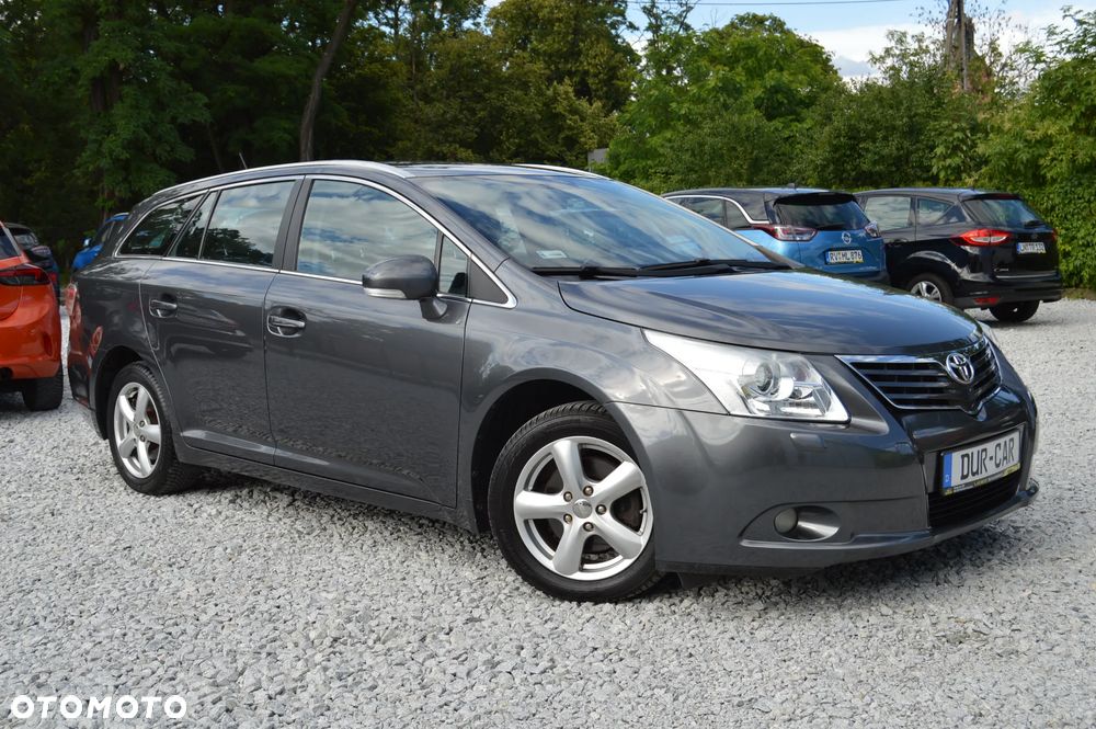 Toyota Avensis 2.0 D-4D Sol - 15
