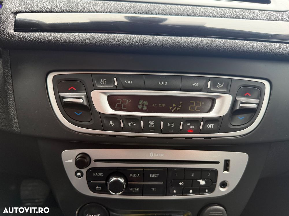 Renault Megane ENERGY dCi 110 Start & Stop Bose Edition - 19