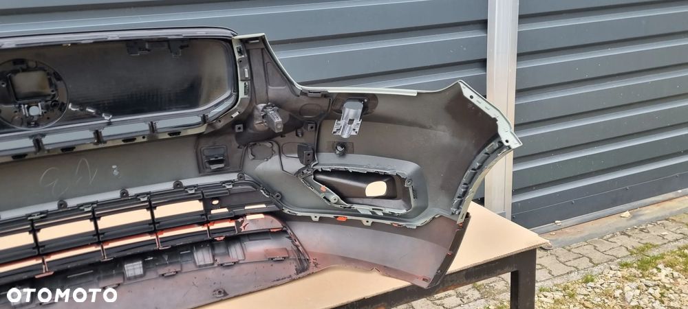 VOLVO XC40 2017- Zderzak przód oryginał MB251 - 11