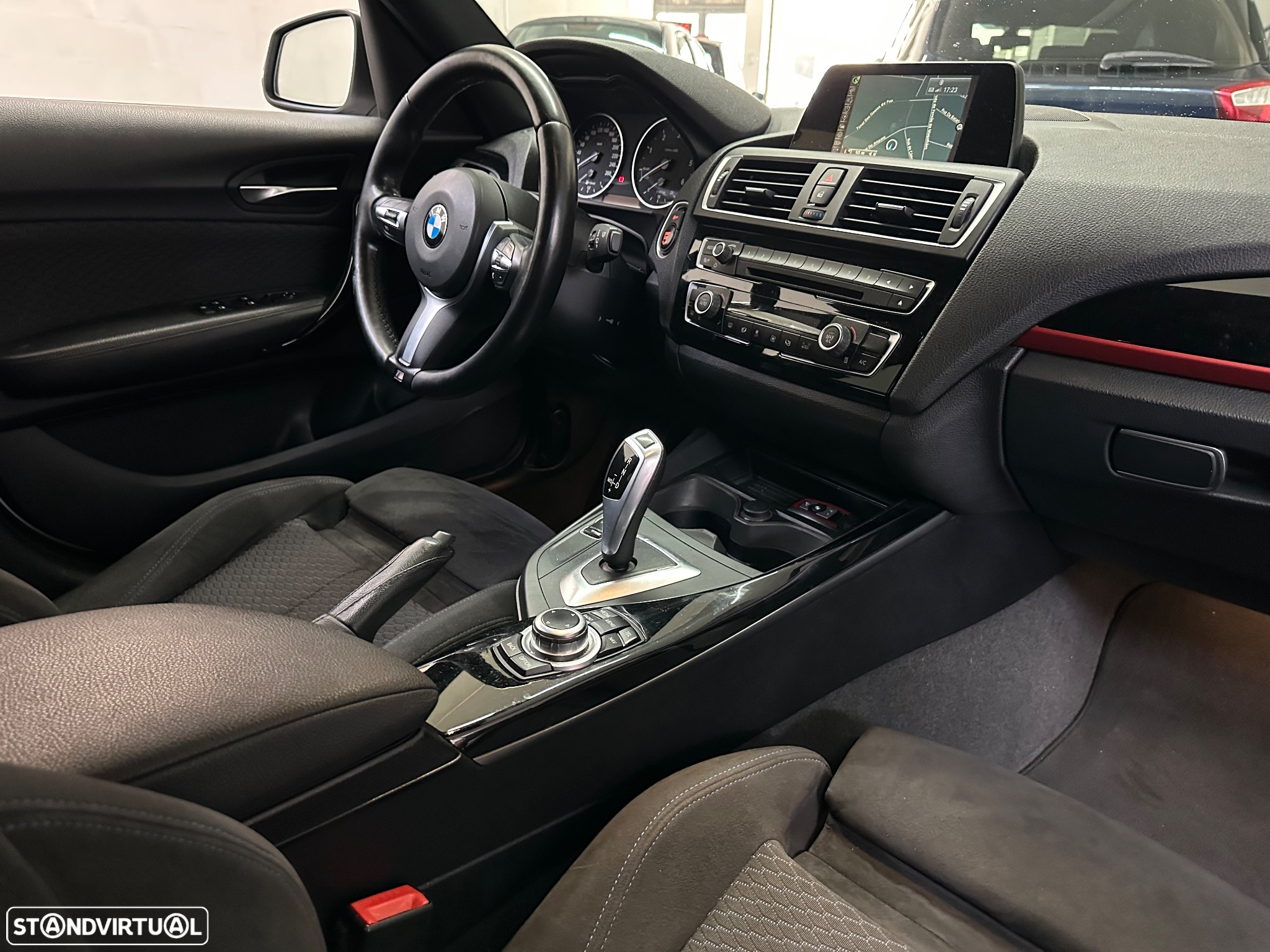 BMW 116 d Pack M - 14