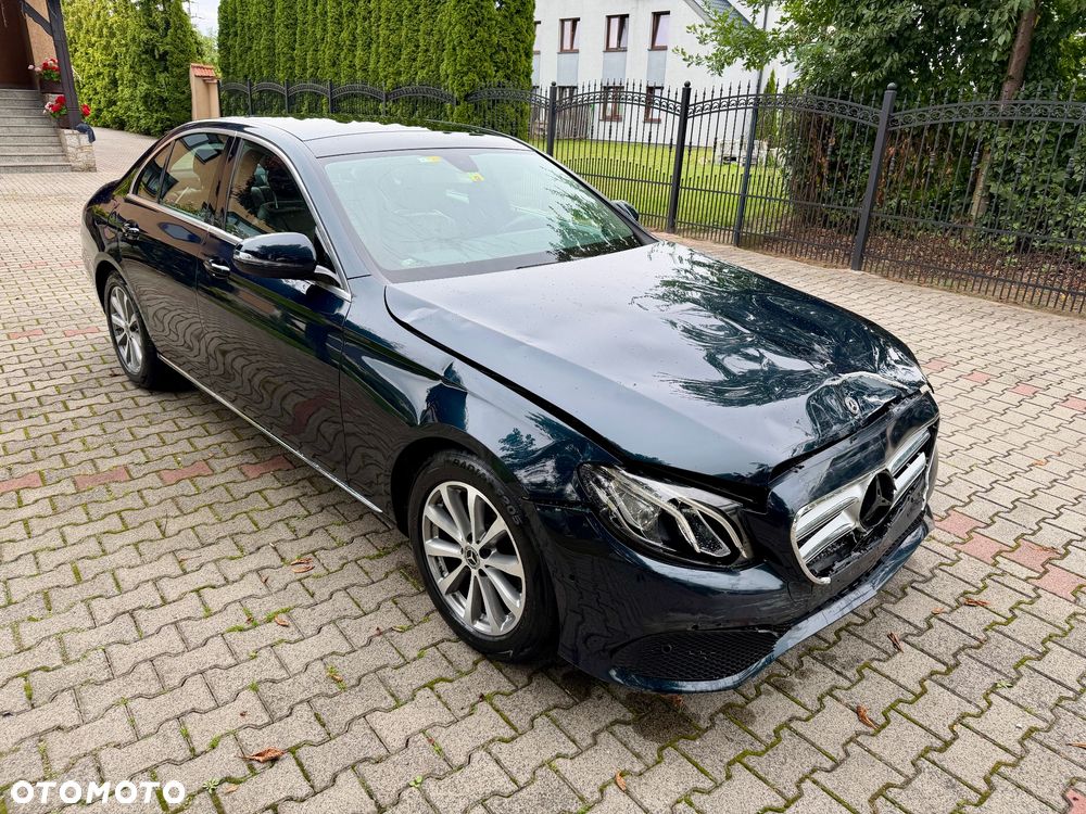 Mercedes-Benz Klasa E 200 d 9G-TRONIC Exclusive - 10