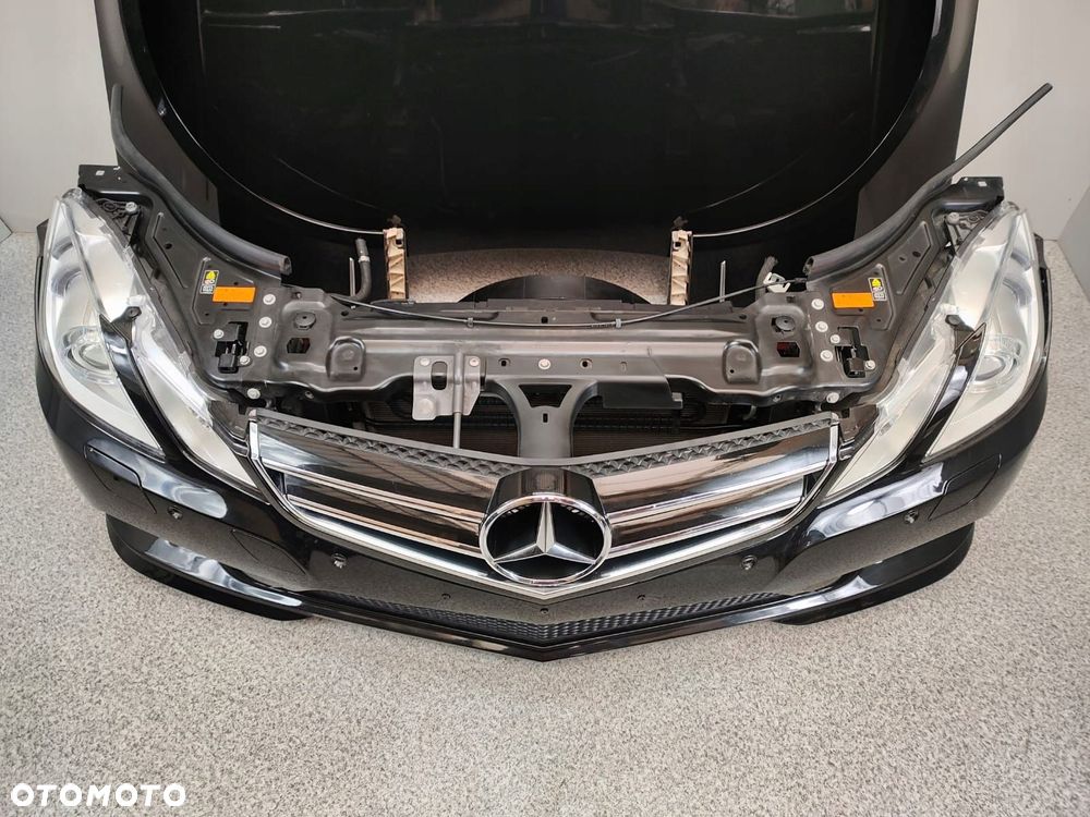 MERCEDES W207 AMG ZDERZAK WZMOCNIENIE CHŁODNICE LAMPY 197 - 2
