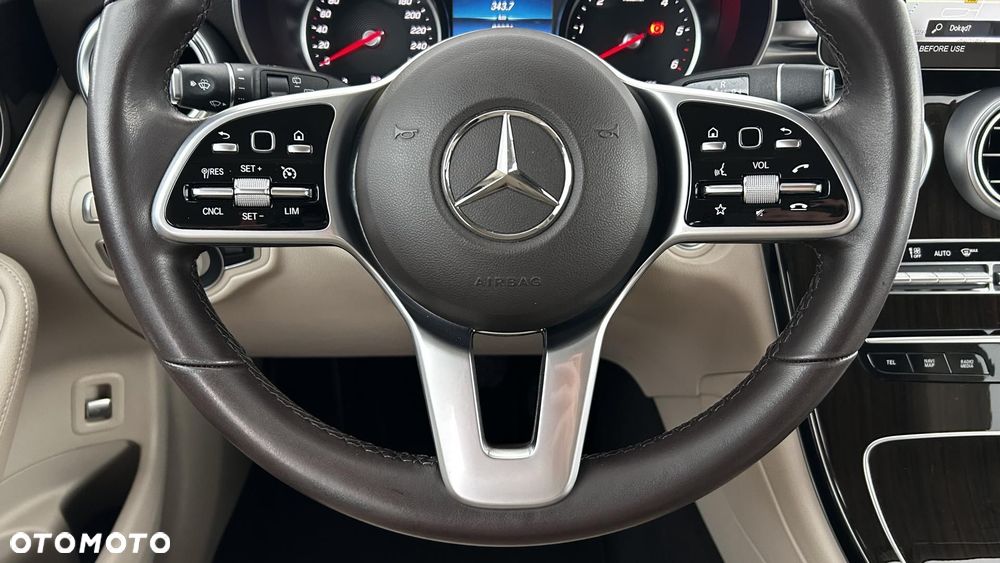 Mercedes-Benz GLC - 15