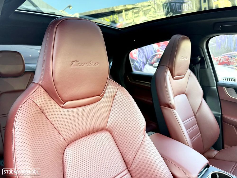 Porsche Cayenne Turbo E-Hybrid - 42