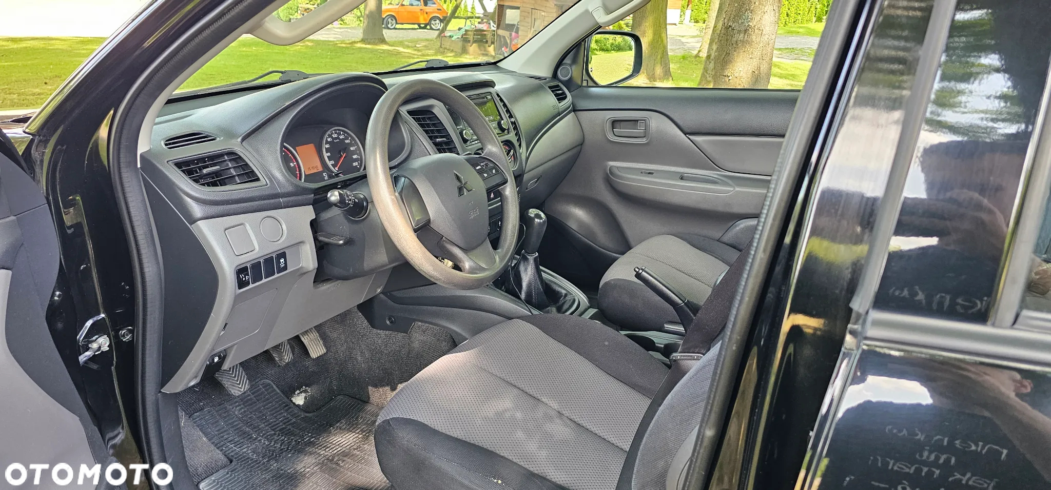 Mitsubishi L200 - 11