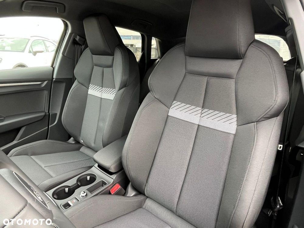 Audi A3 Sportback - 13