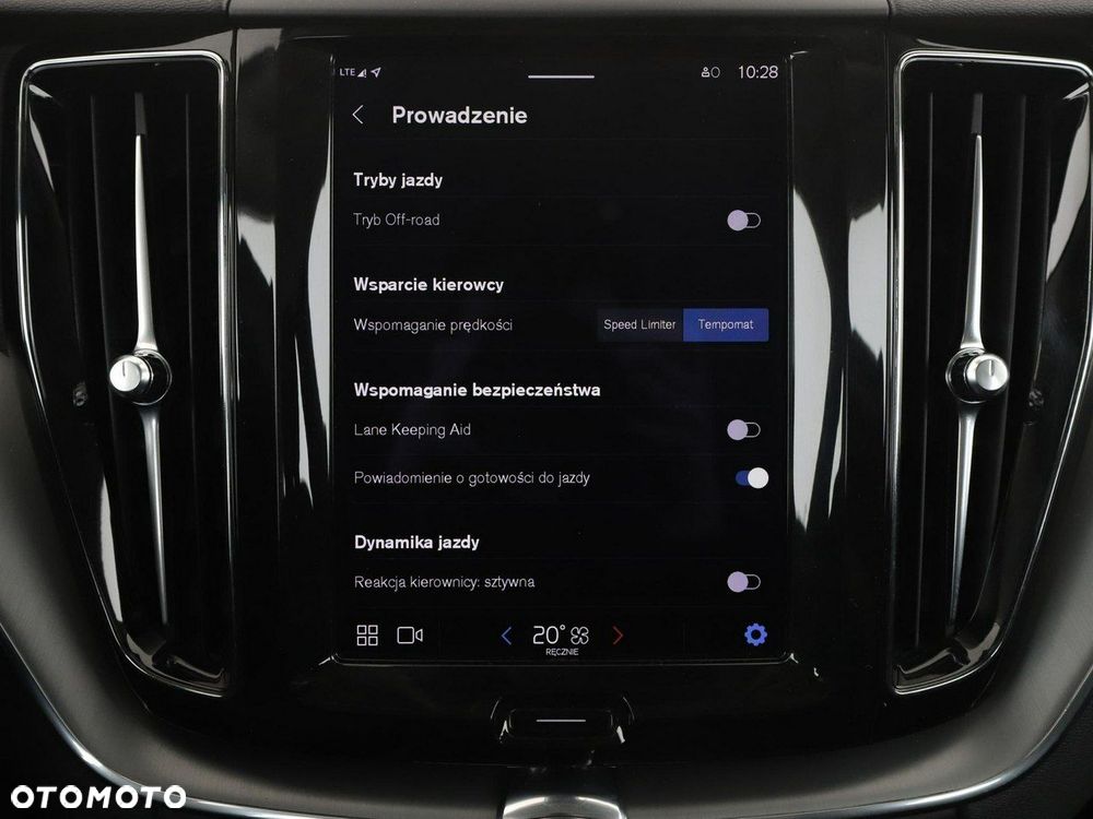 Volvo XC 60 B4 D Core - 27