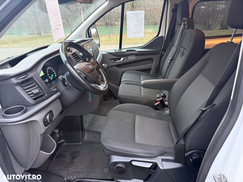 Ford Transit Custom Bus LWB L2H1 Trend - 11