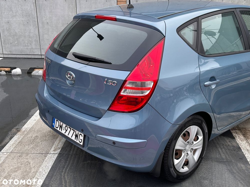 Hyundai i30 1.6 Premium - 14