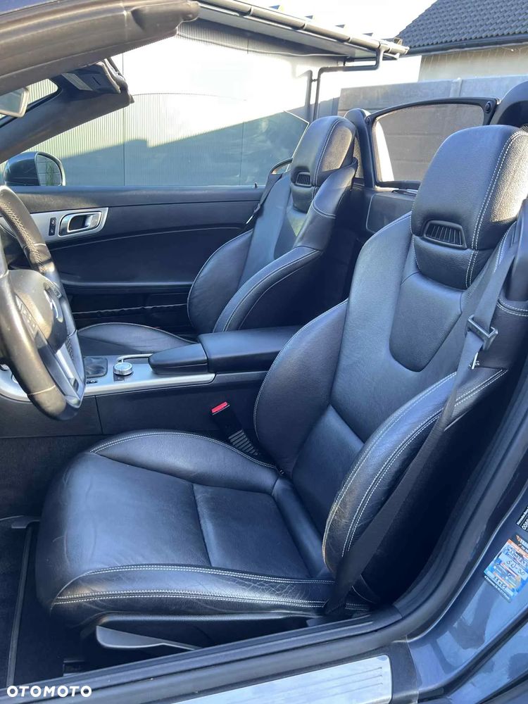 Mercedes-Benz SLK - 22