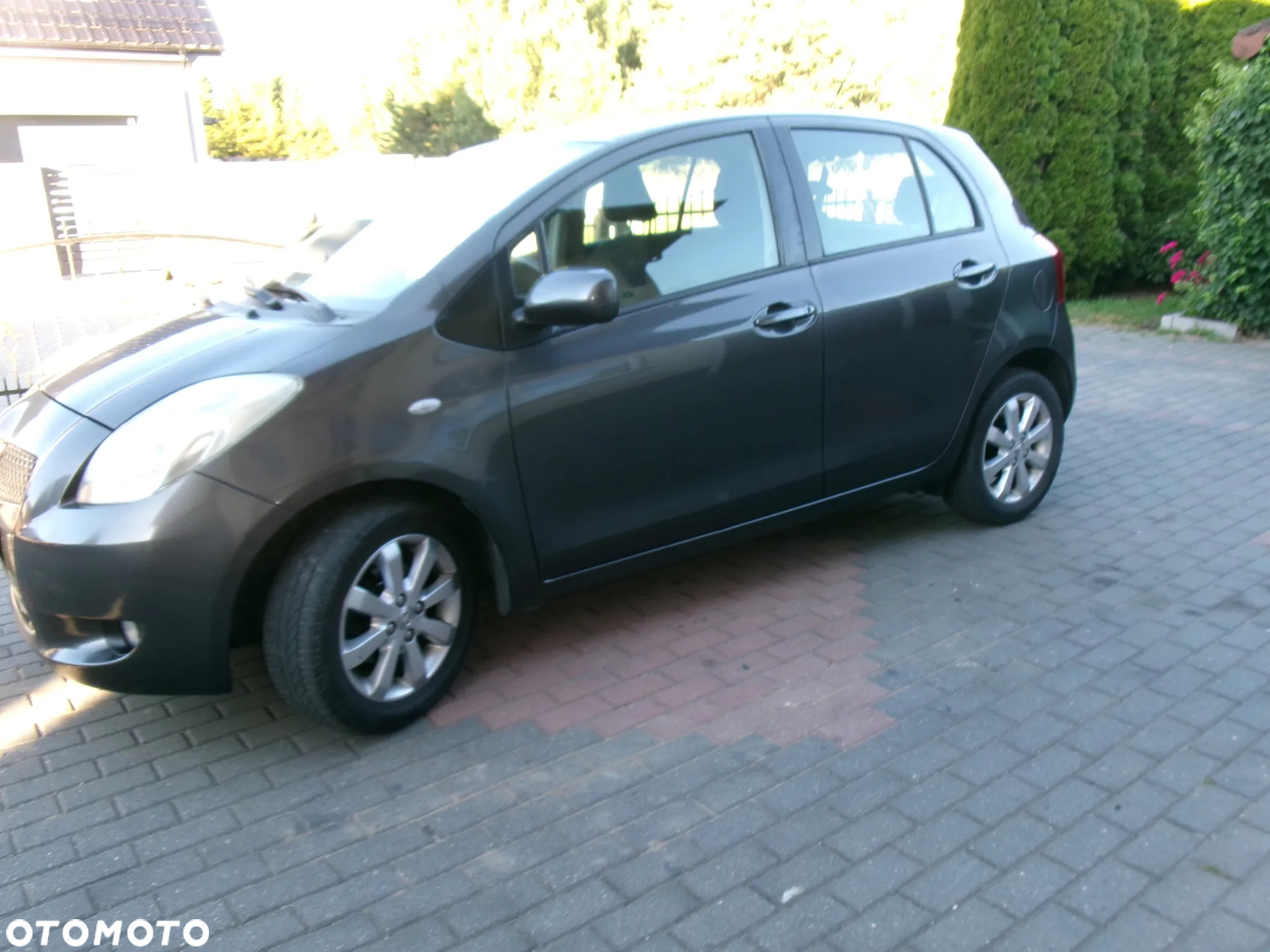 Toyota Yaris - 13