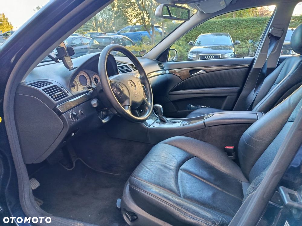 Mercedes-Benz Klasa E 320 T Avantgarde - 7