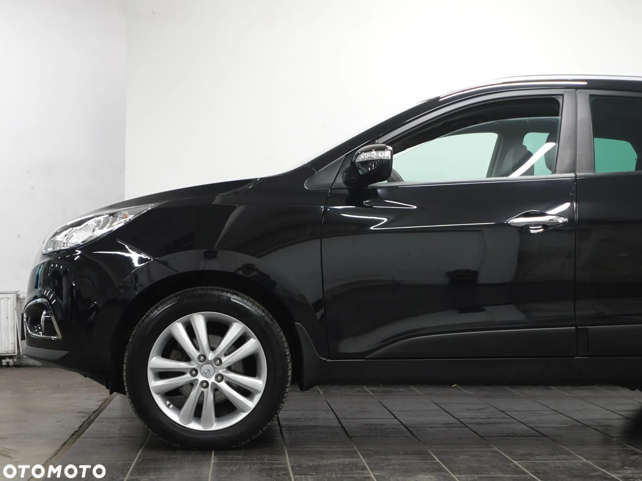 Hyundai ix35 2.0 CRDi 4WD Premium - 17