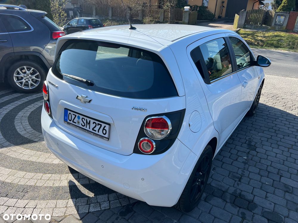 Chevrolet Aveo 1.6 LTZ - 3