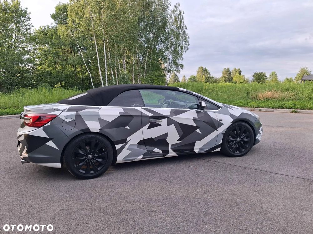Opel Cascada 1.4 T Cosmo S&S - 12