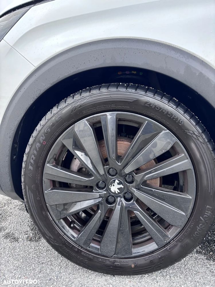 Peugeot 3008 PHEV 300 EAT8 4X4 GT - 17