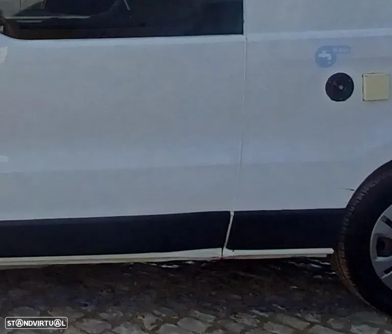 Fiat Ducato Fiat Talento Campervan | 2 Lugares para Dormir | Cozinha | Pronto para Viajar - 19