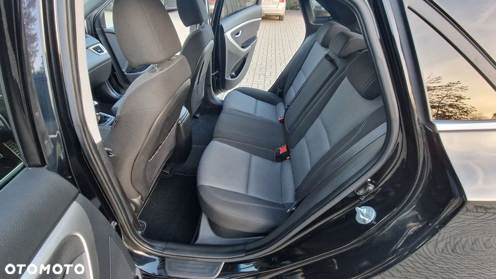 Hyundai i30 1.6 CRDi Comfort - 10