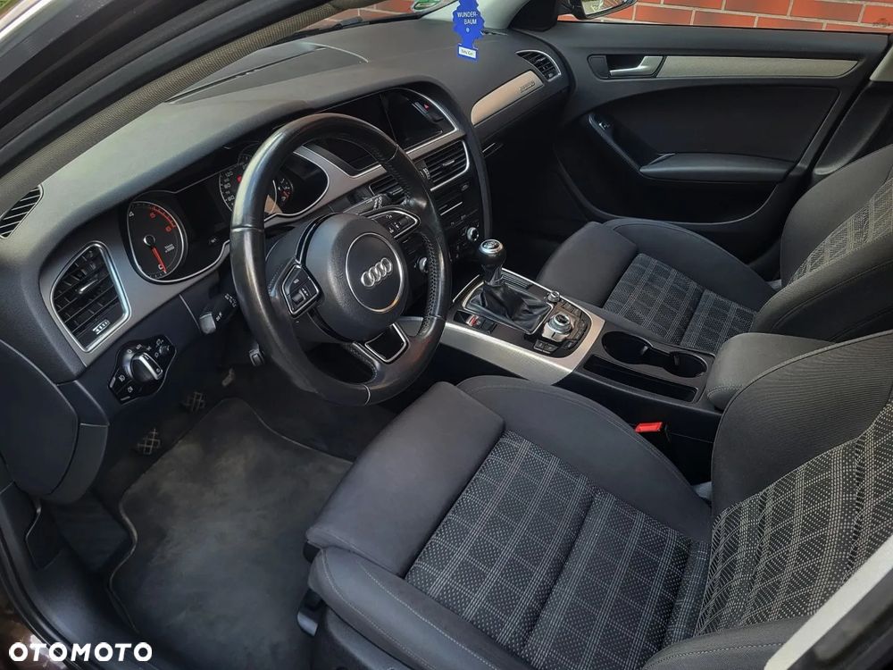 Audi A4 Avant 2.0 TDI quattro - 9