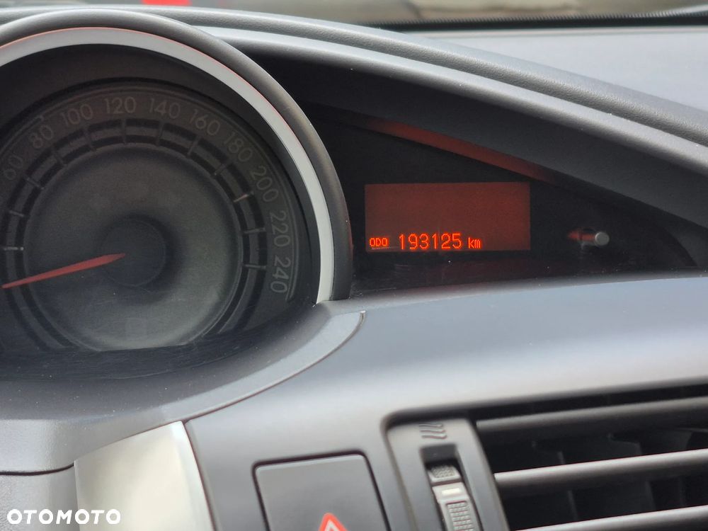 Toyota Verso 1.6 D-4D Active 7os EU6 - 8