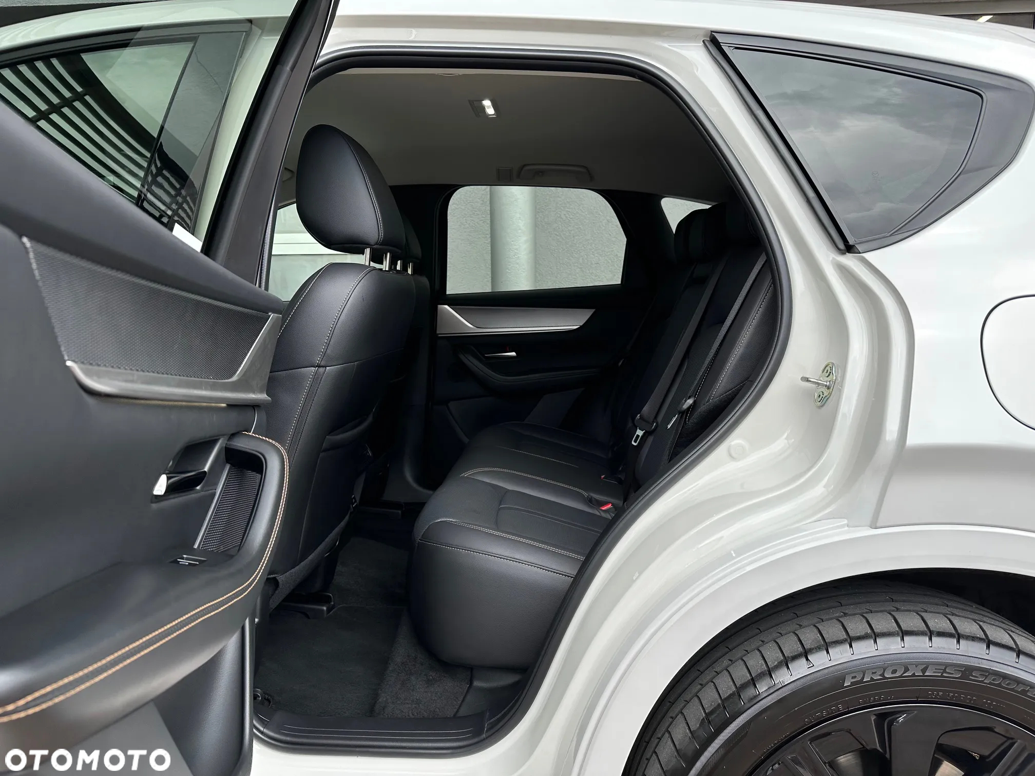 Mazda CX-60 - 12