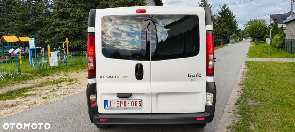 Renault TRAFIC L1H1 STAN IDEALNY - 12