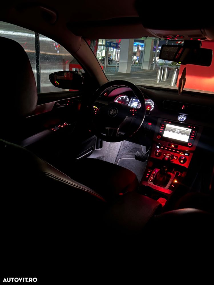 Volkswagen Passat 2.0 TDI BlueMotion Technology DSG Highline - 21