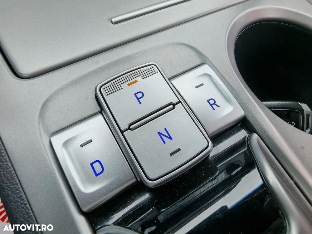 Hyundai KONA Premium - 14
