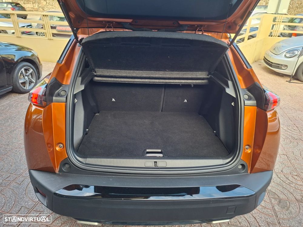 Peugeot 2008 PureTech 130 Stop&Start GT-Line Edition — fotografia 39