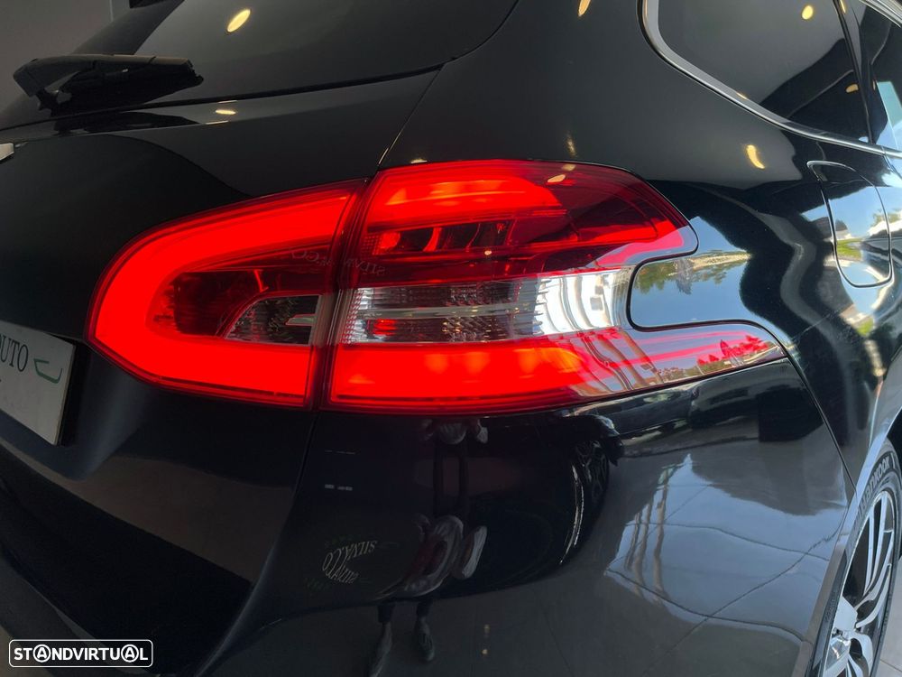 Peugeot 308 SW 1.5 BlueHDi Allure Pack - 6