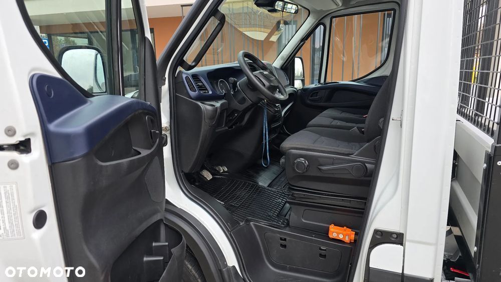 Iveco DAILY 3.0 180KM  50C18❗❗160 TYŚ PRZEBIEGU NOWY ❗️❗️MOCNY WYWROT Z PRZYSTAWKI / NOWY MODEL  / 3-STRONNA WYWROTKA KAMIL NADWOZIA / FULL OPCJA / BURTY 40CM / HAK + WYJSCIE HYDRAULICZNE DO PRZYCZEPY / SKRZYNIA MANUALNA / BLIŹNIAKI / SERWIS ASO / SALON POLSKA / 35C15 50C15 35C18❗❗ BEZ PRZEBIEGU JAK Z SALONU - NOWY -❗❗ - 27