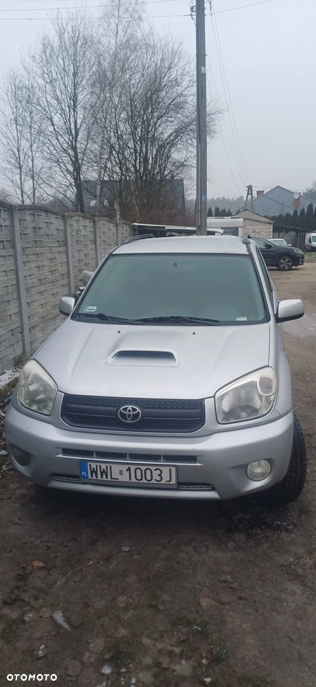 Toyota RAV4 - 1