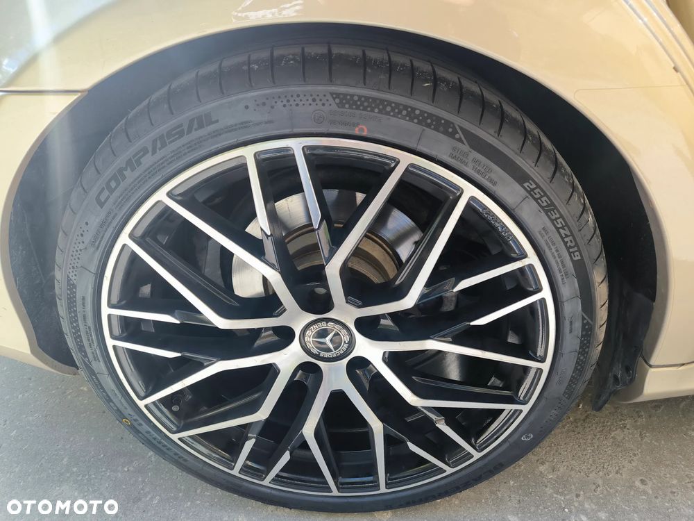 Mercedes-Benz CLS 500 - 16