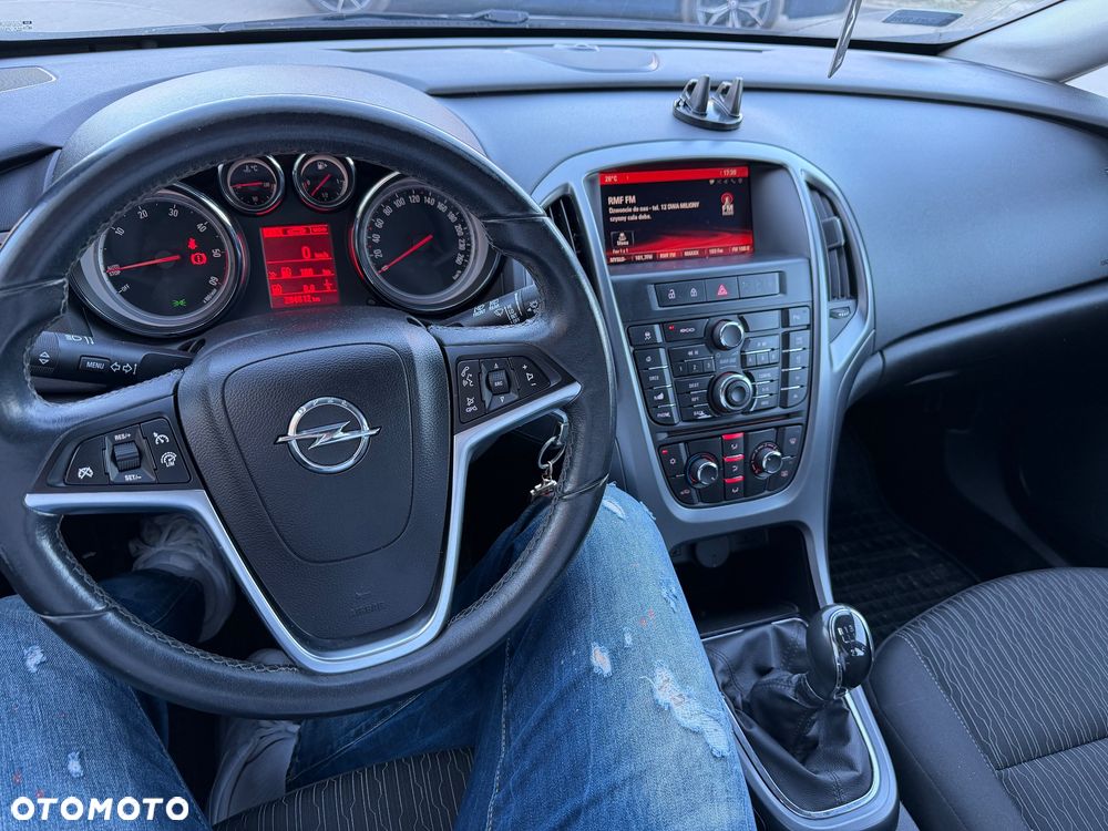 Opel Astra - 2