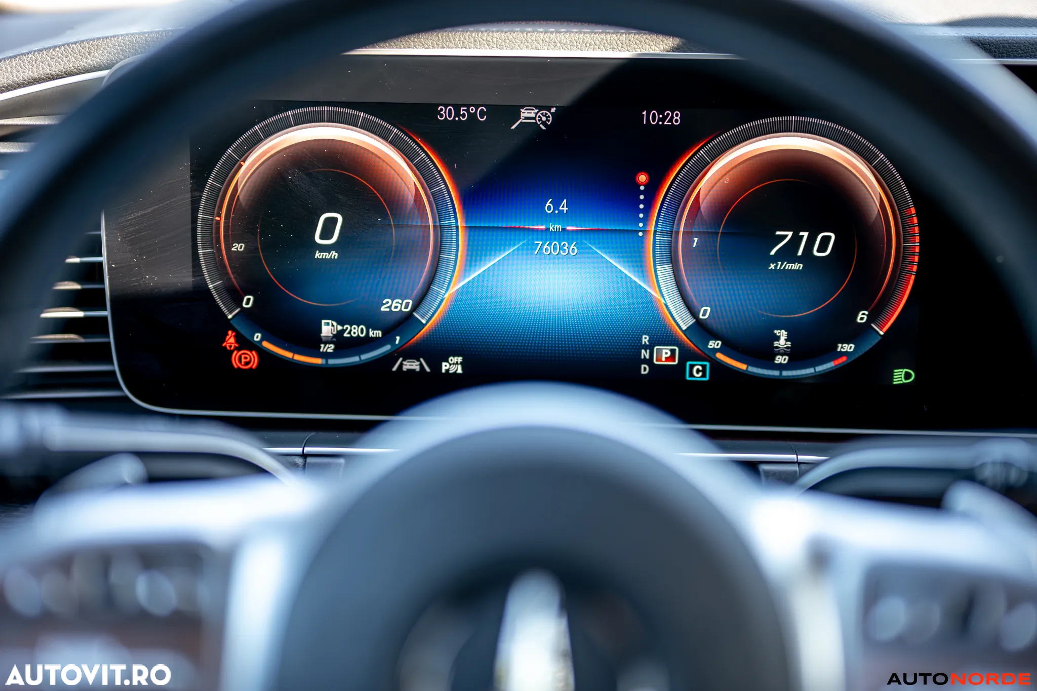 Mercedes-Benz GLE 400 d 4Matic 9G-TRONIC AMG Line - 37