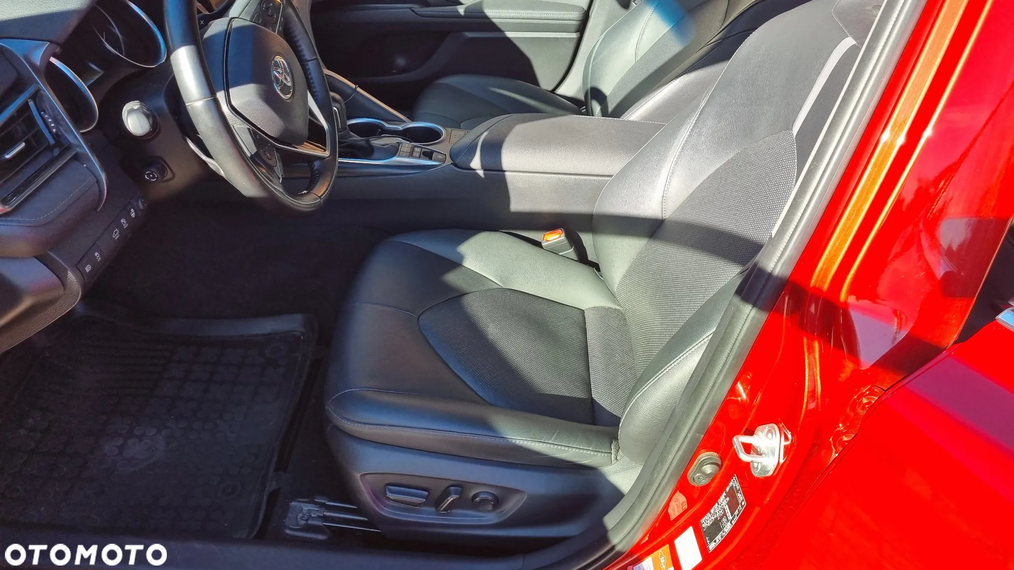 Toyota Camry 2.5 Hybrid Executive CVT - 9