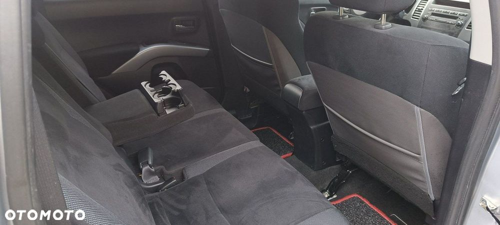 Mitsubishi Outlander 2.4 Instyle EU5 - 20